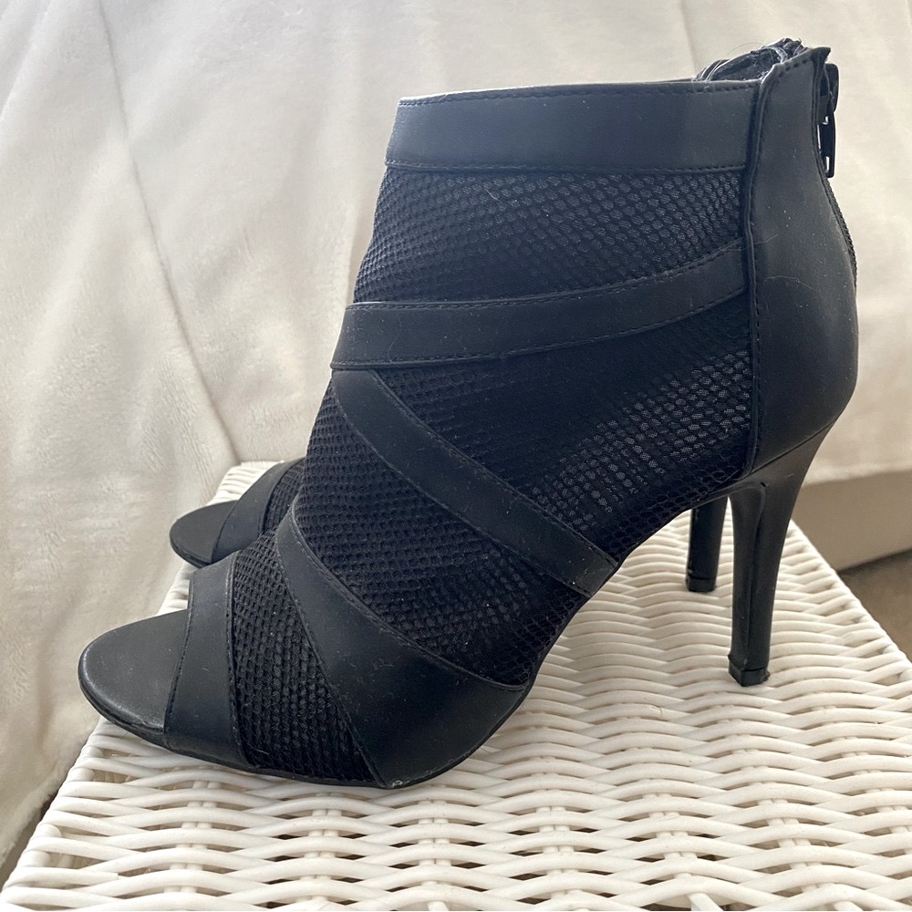 Rampage Women's Black Mesh Heeled Ankle Boots